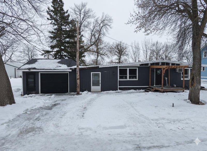 332 3rd St, Campbell, MN 56522