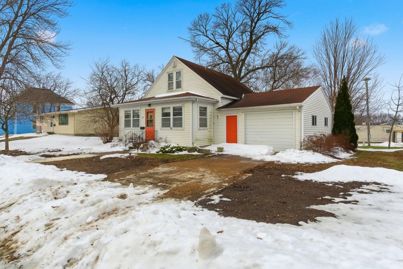 110 S 3rd St, Kiester, MN 56051