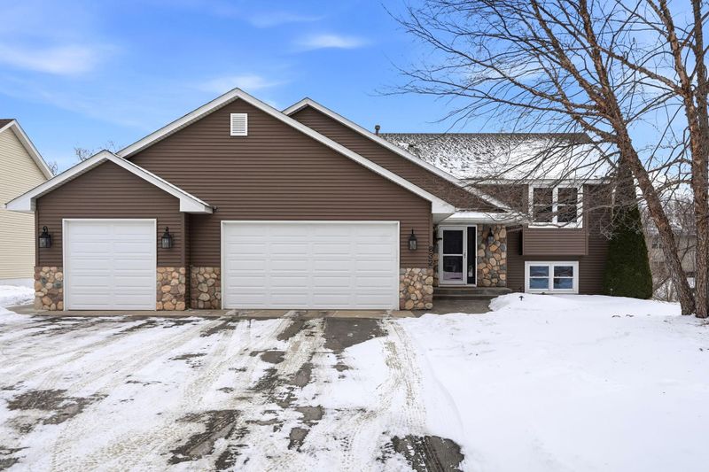 832 Deerfield Rd, Watertown, MN 55388