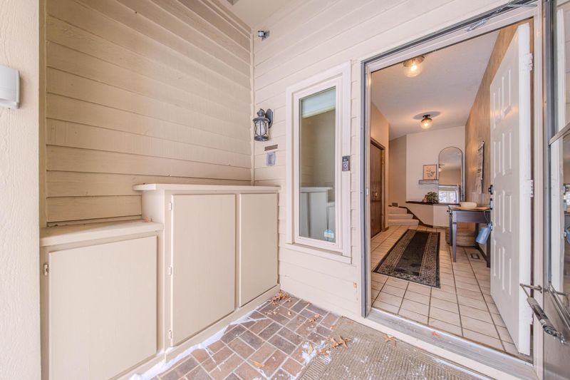85 121st Ave NW, Coon Rapids, MN 55448