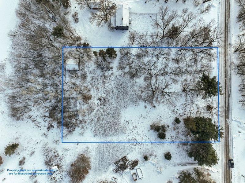 963 23rd St, Prairie Lake Twp, WI 54728