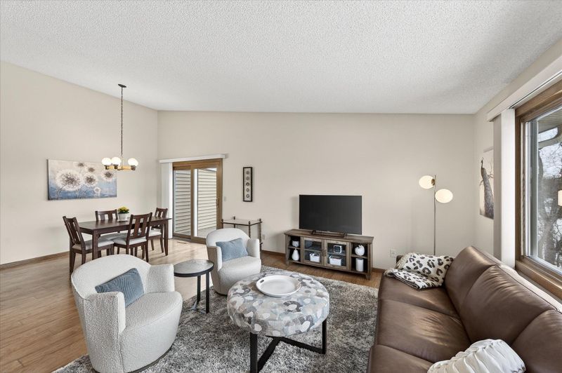 12809 45th Ave N, Plymouth, MN 55442