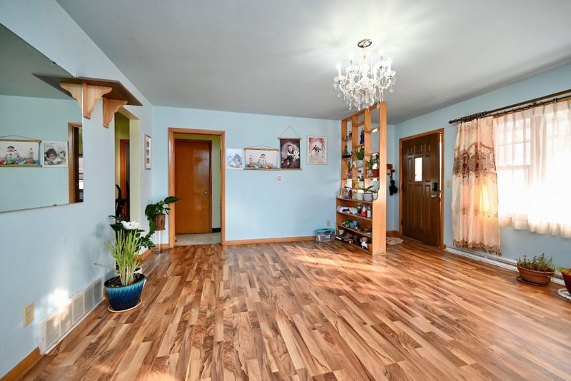 465 Hamilton St, Winona, MN 55987