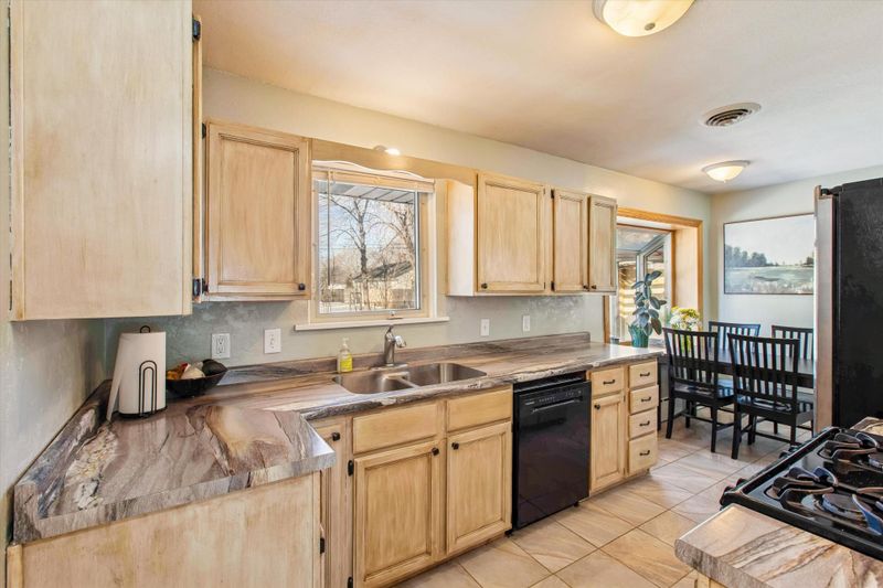 10004 Wentworth Ave S, Bloomington, MN 55420