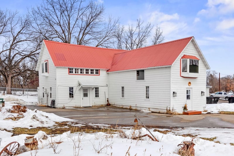 415 Atlantic Ave E, Dassel, MN 55325