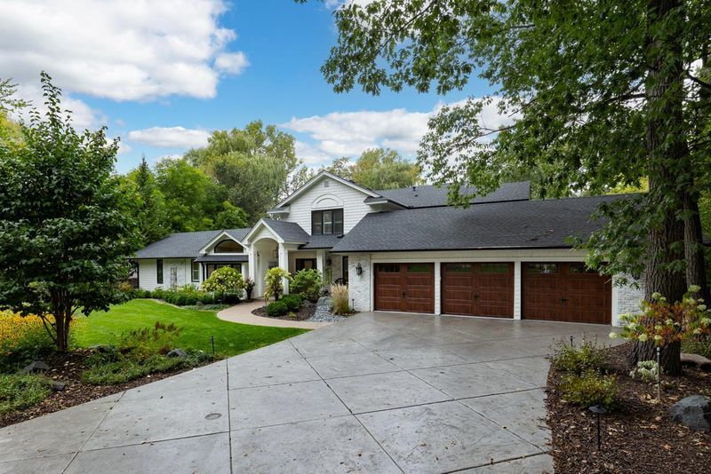 6416 Willow Wood Rd, Edina, MN 55436