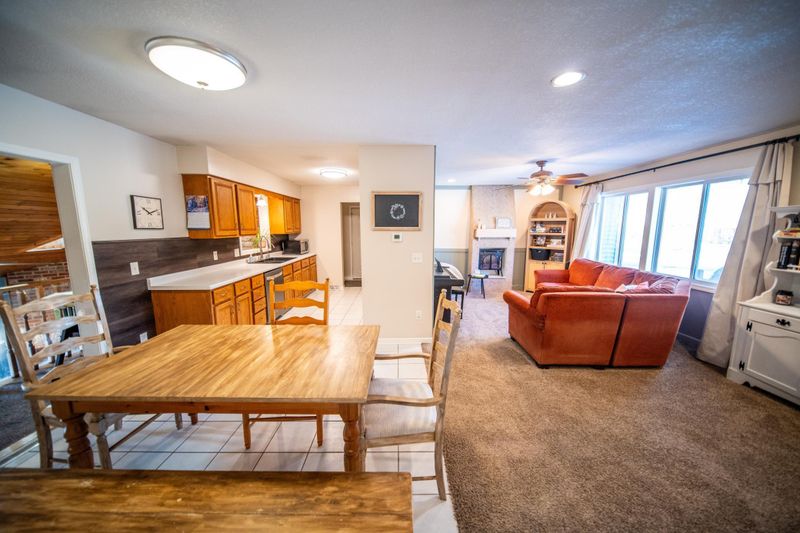 706 1st St NE, Kasson, MN 55944
