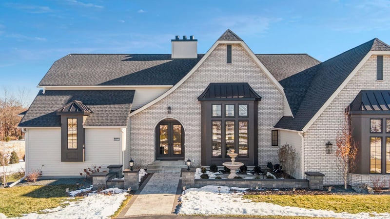 5671 Oakridge Trl S, Afton, MN 55001