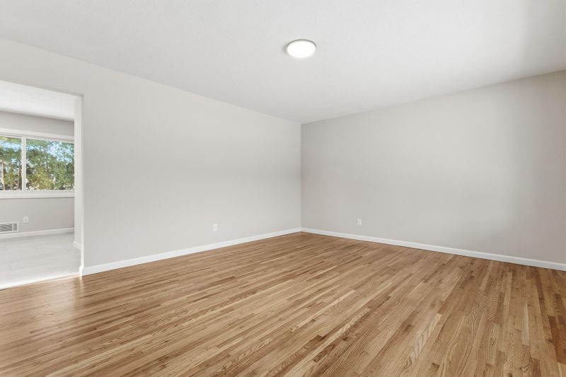 1312 Gary Dr, Saint Paul Park, MN 55071