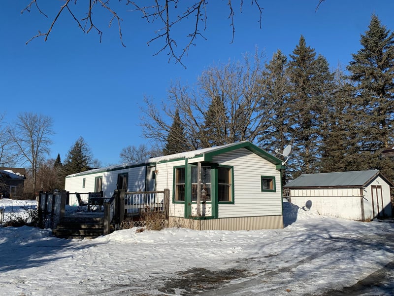110 Grover Ave W, Backus, MN 56435