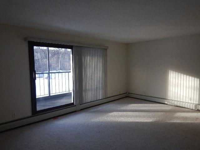 260 Westview Dr #105, West Saint Paul, MN 55118