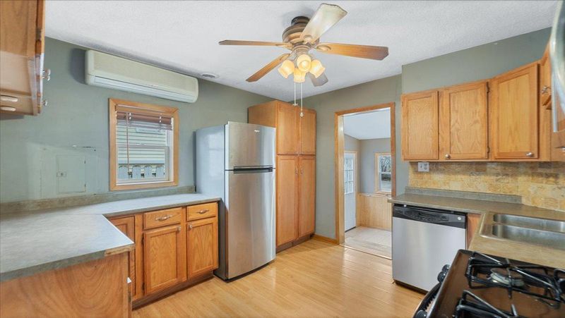 411 27th Ave N, Saint Cloud, MN 56303