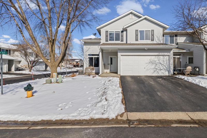 2119 Parkway Ave, Shakopee, MN 55379