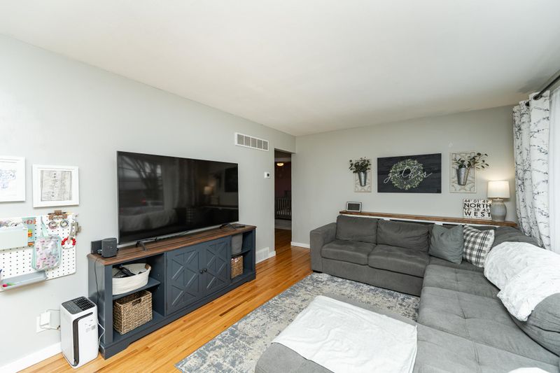 517 3rd Avenue Ne, Byron, MN 55920