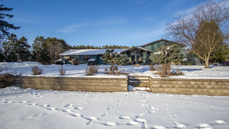 809 High St, Colfax, WI 54730