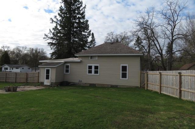 150 Harrison St W, Annandale, MN 55302