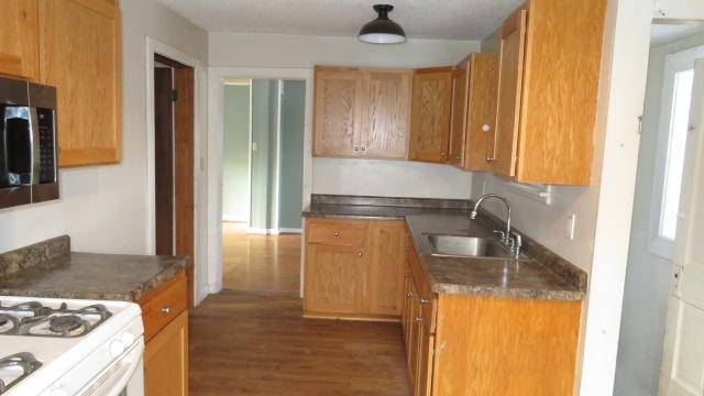 150 Harrison St W, Annandale, MN 55302