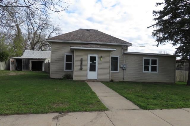 150 Harrison St W, Annandale, MN 55302