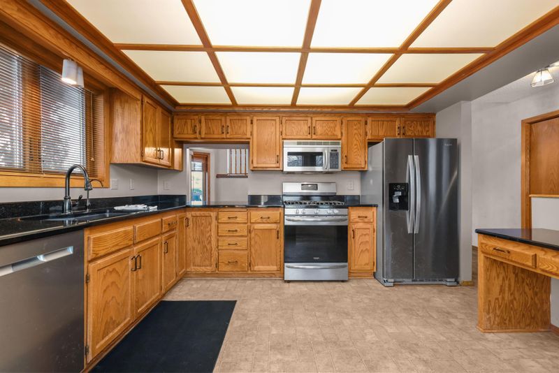 3321 133rd Ln NW, Andover, MN 55304