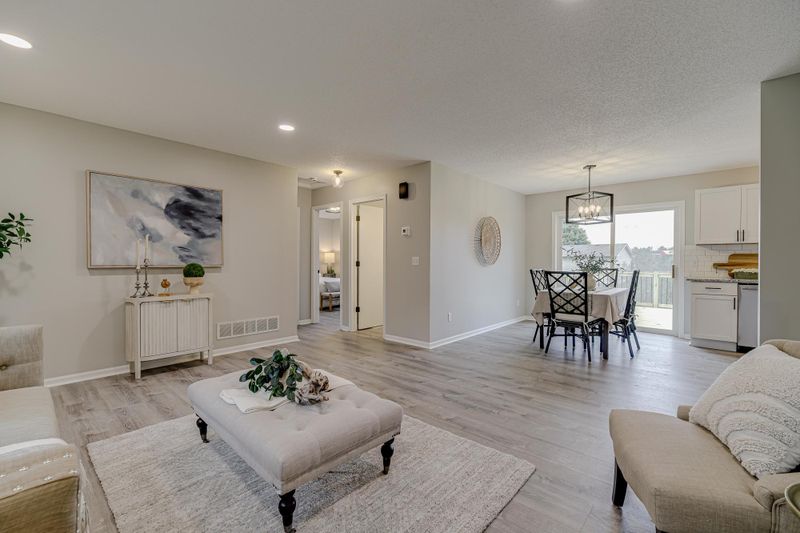 430 Wagon Wheel Cir, Buffalo, MN 55313