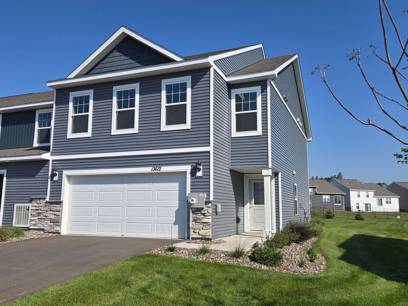 13740 Kaylemore Trl, Rosemount, MN 55068