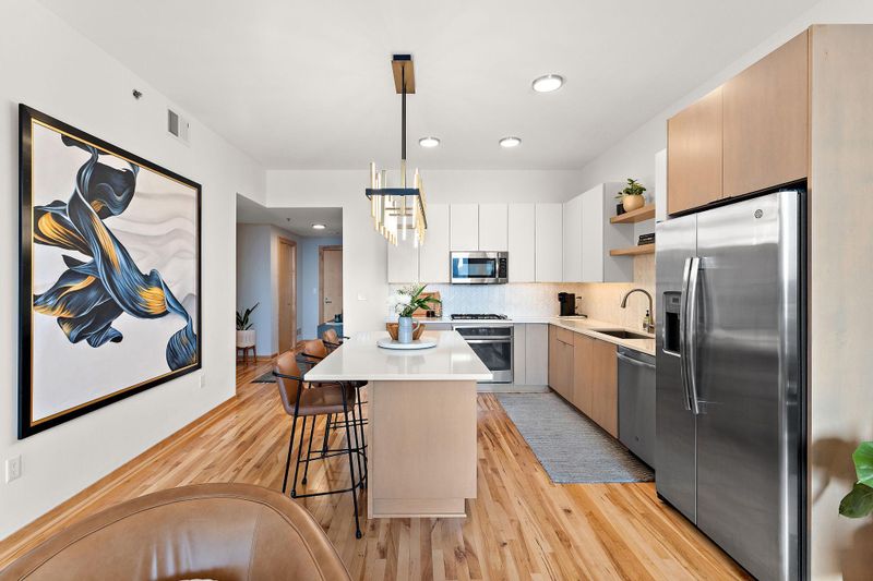 1240 S 2nd St #525, Minneapolis, MN 55415
