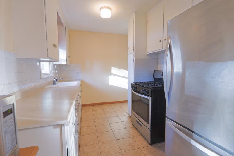 8556 Rich Ave S, Bloomington, MN 55437