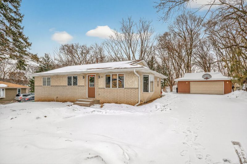 346 Mcknight Rd S, Maplewood, MN 55119
