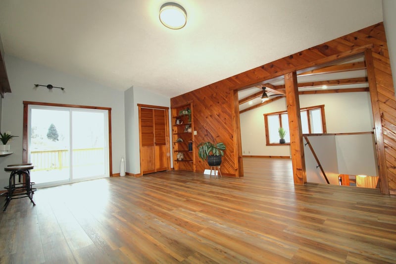 N21487 Glodowski Rd, Arcadia, WI 54612