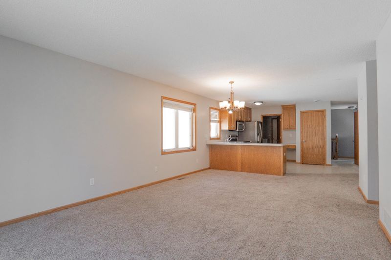 15174 Cates Lake Dr, Prior Lake, MN 55372