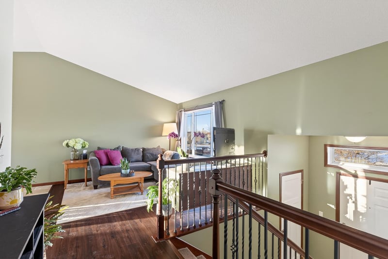 1020 Fox Crossing, Young America, MN 55397