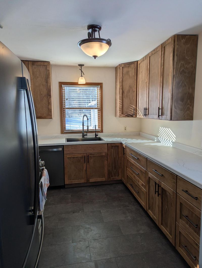 35 West Rd, Circle Pines, MN 55014