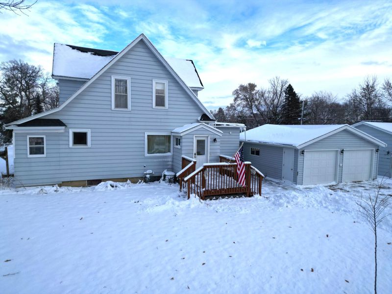702 E Adolphus Ave, Fergus Falls, MN 56537