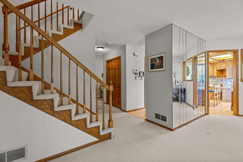 1003 Hill Ct, Shoreview, MN 55126