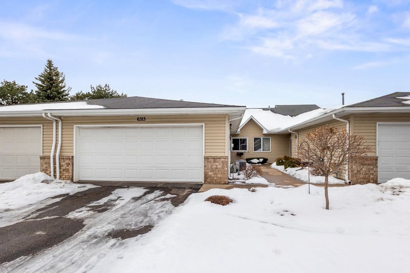 6313 Vera Cruz Ln N, Brooklyn Park, MN 55429