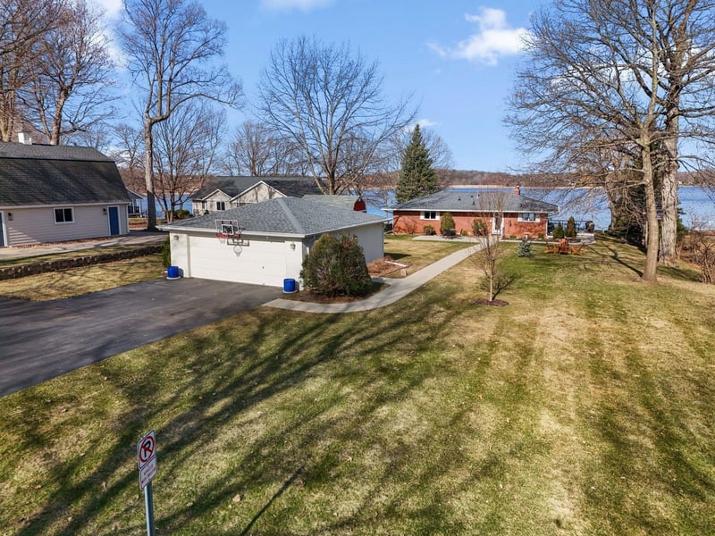 17570 Vergus Ave, Jordan, MN 55352