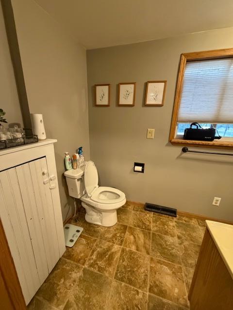 420 3rd Ave NW, Spring Grove, MN 55974