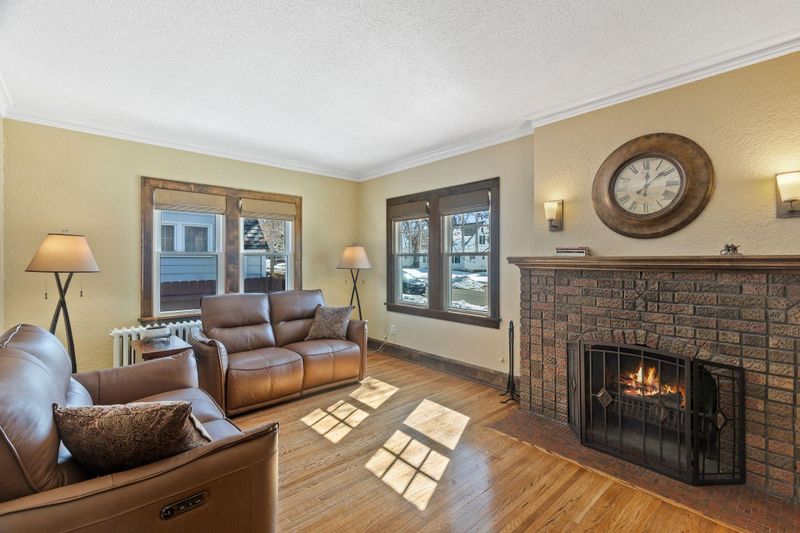2111 Niles Ave, Saint Paul, MN 55116