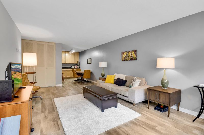 1770 Bryant Ave S #109, Minneapolis, MN 55403