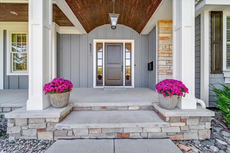 5204 Glengarry Pw, Edina, MN 55436