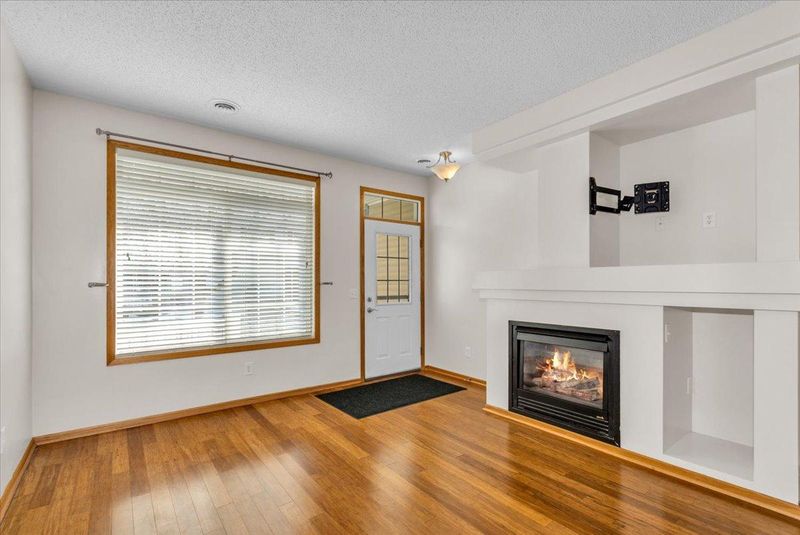 17194 Polk Ct NW, Elk River, MN 55330