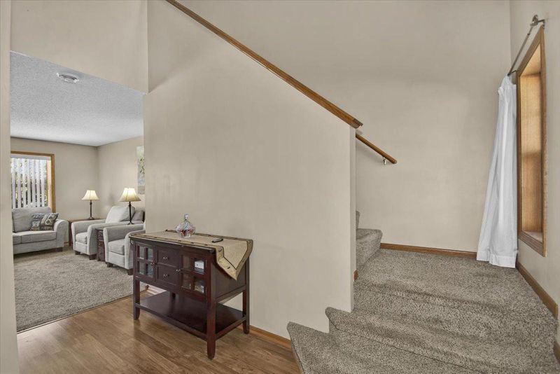 6386 64th Way NE, Albertville, MN 55301