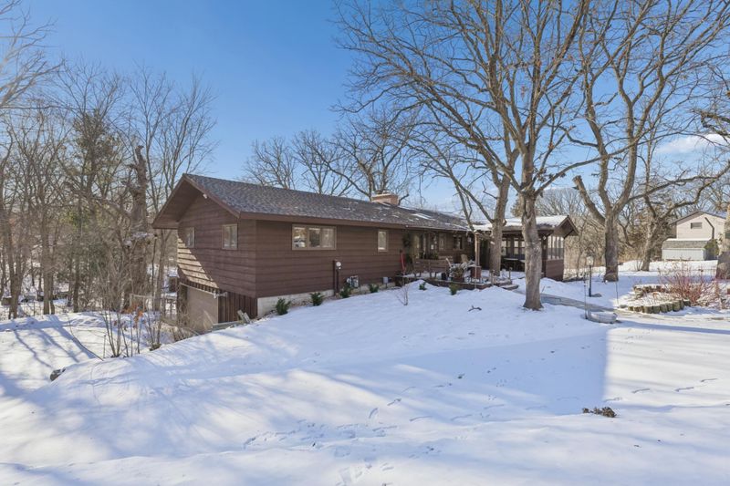 1632 Rivercrest Rd N, Lakeland, MN 55043