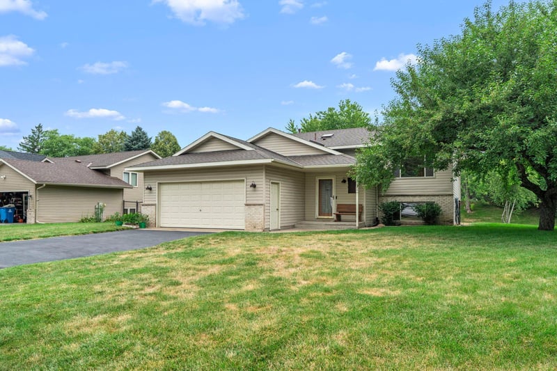 1452 Vixen Ln, Delano, MN 55328