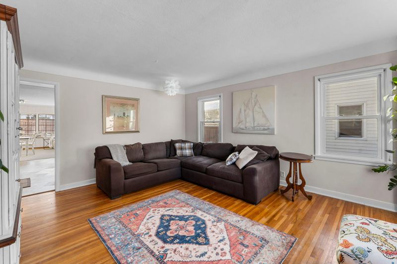 1908 Wordsworth Ave, Saint Paul, MN 55116