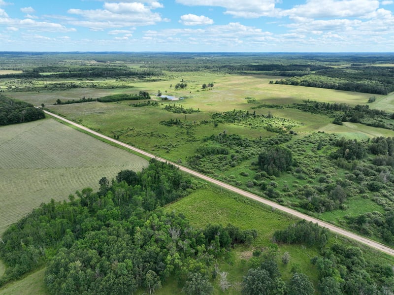 9091 52nd St SW, Verndale, MN 56481