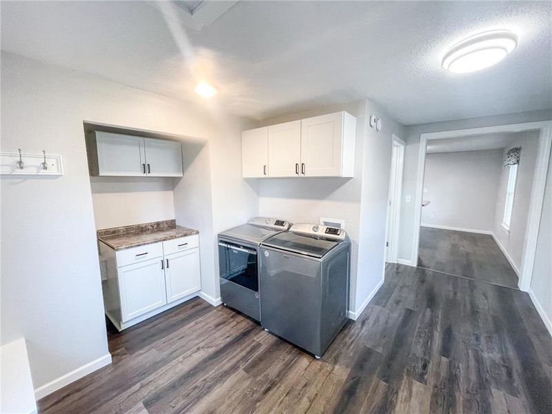 401 4th St SE, Little Falls, MN 56345