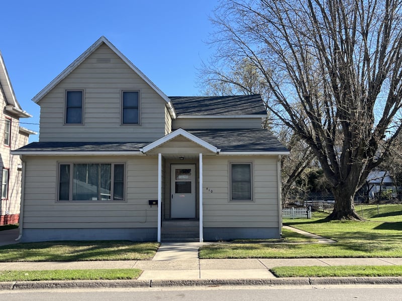 410 1st St N, Cold Spring, MN 56320