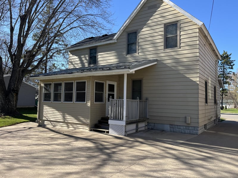 410 1st St N, Cold Spring, MN 56320