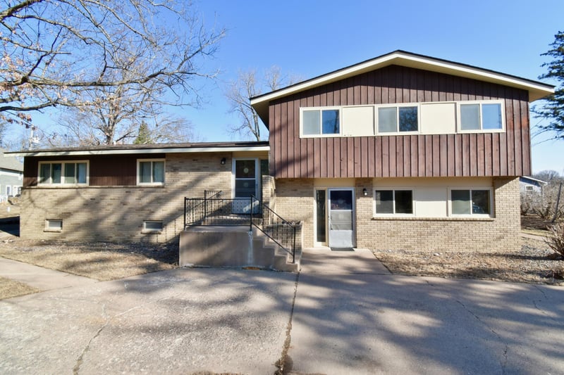 6933 232nd Ave NE, Linwood Twp, MN 55079